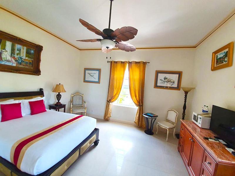 Ocean West Boutique Hotel Nassau Eksteriør bilde