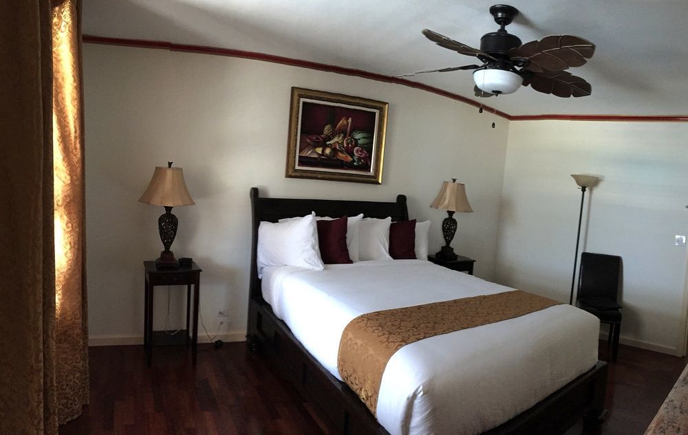 Ocean West Boutique Hotel Nassau Eksteriør bilde