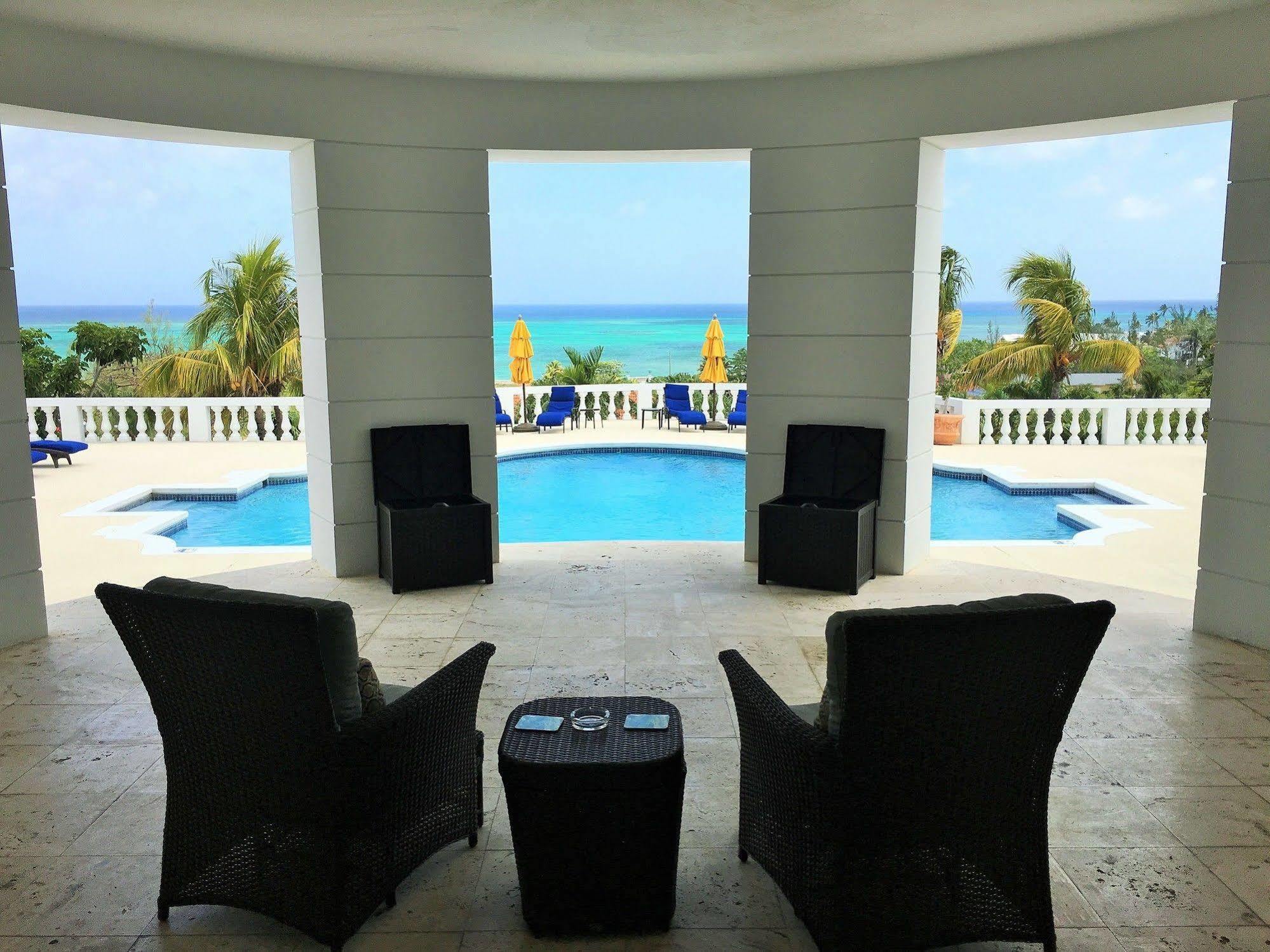 Ocean West Boutique Hotel Nassau Eksteriør bilde